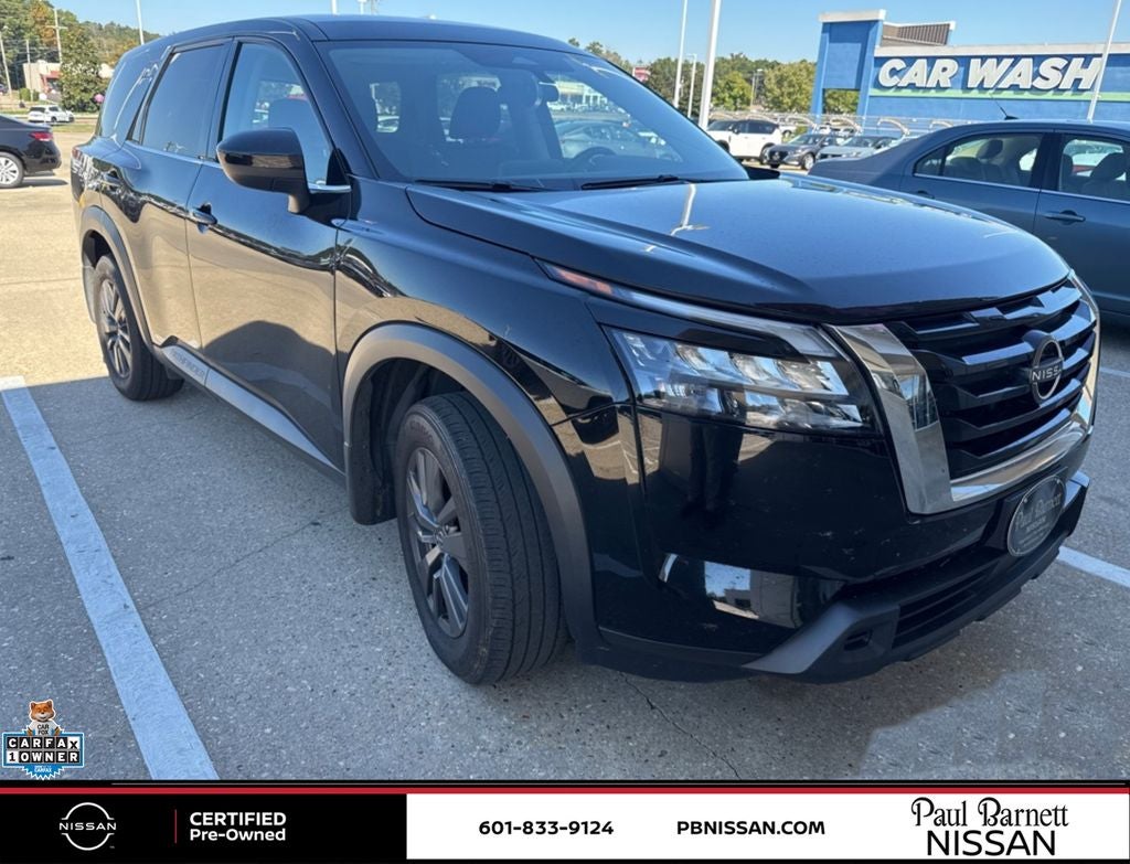 2023 Nissan Pathfinder S