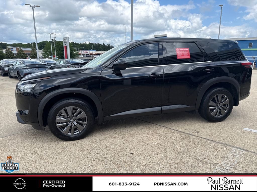 2024 Nissan Pathfinder S