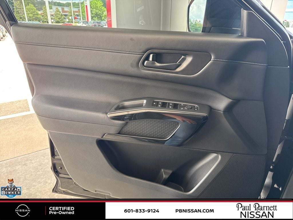 2024 Nissan Pathfinder S