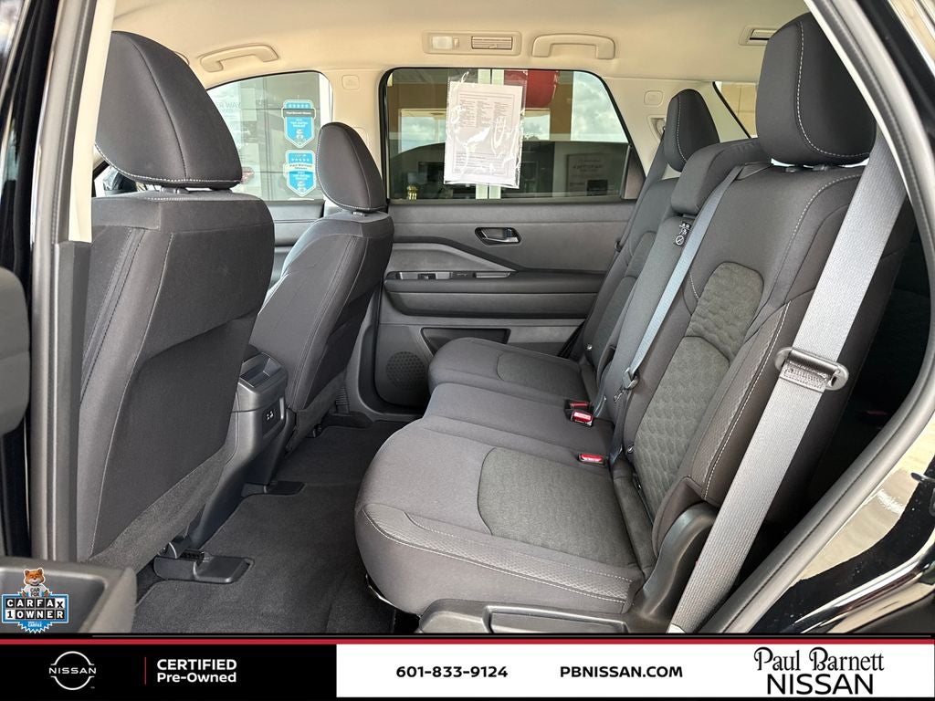 2024 Nissan Pathfinder S