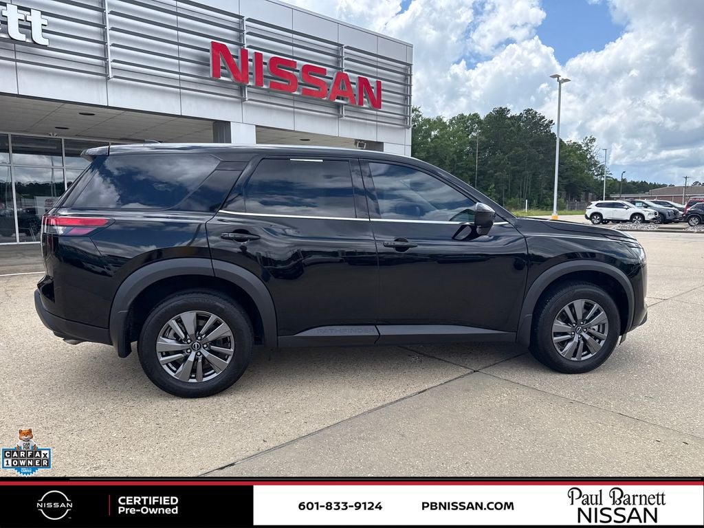 2024 Nissan Pathfinder S