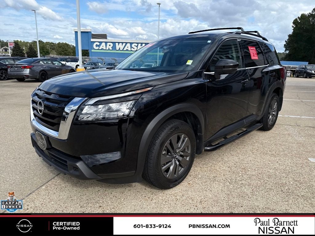 2024 Nissan Pathfinder SV