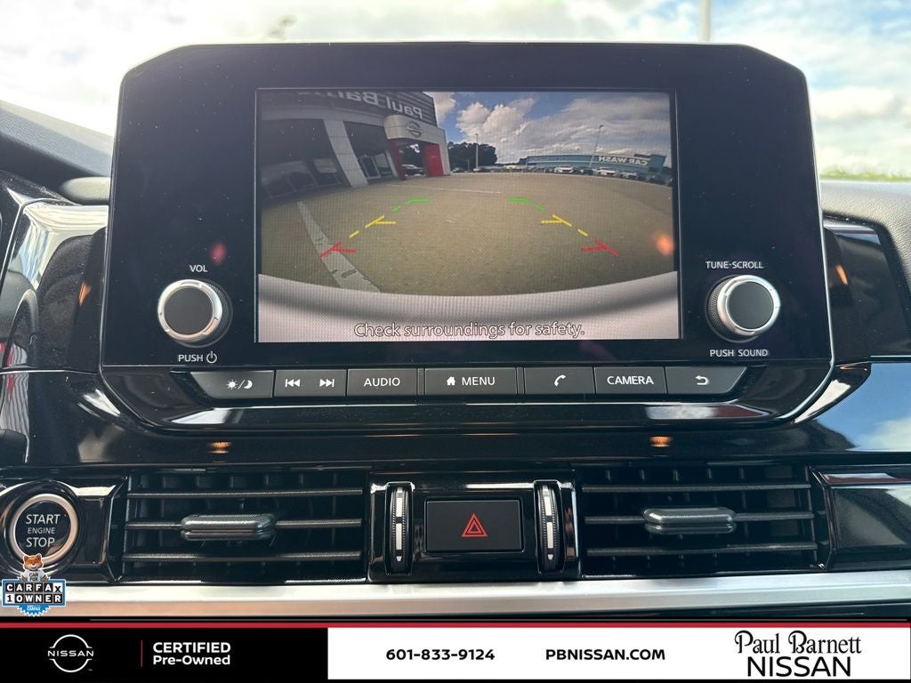 2024 Nissan Pathfinder SV