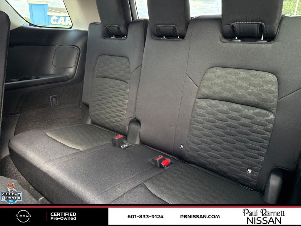 2024 Nissan Pathfinder SV