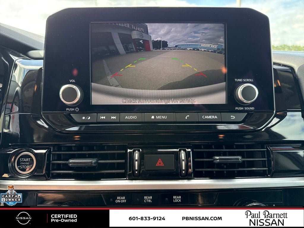 2024 Nissan Pathfinder SV