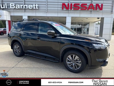 2024 Nissan Pathfinder SV