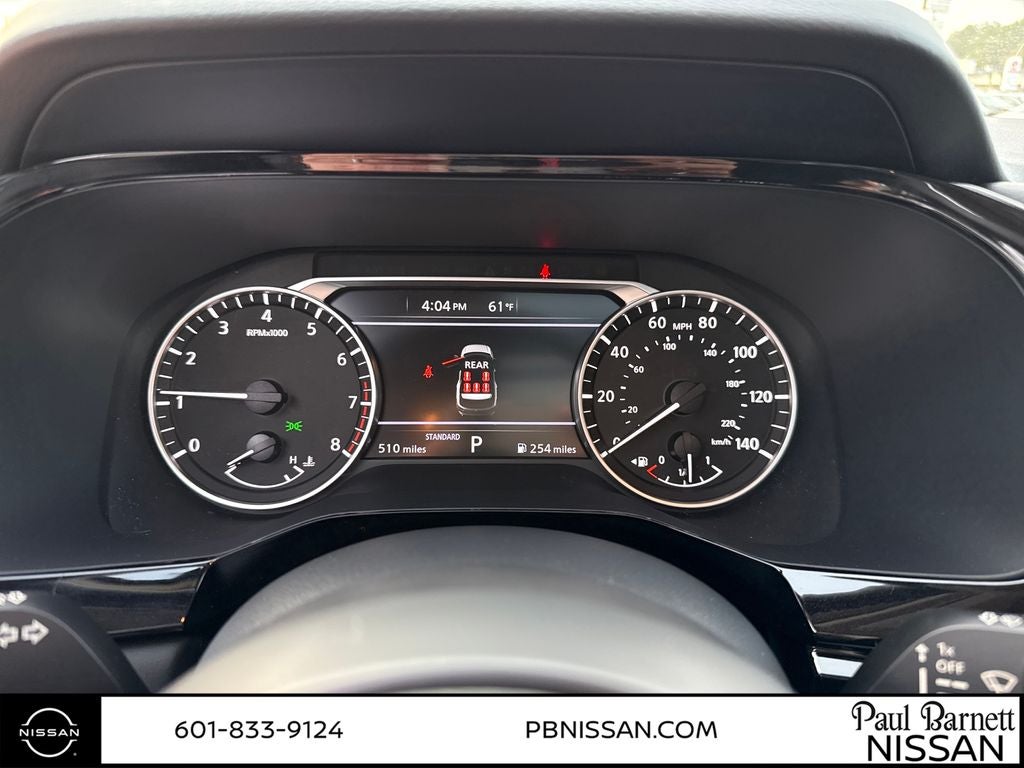 2025 Nissan Pathfinder SV