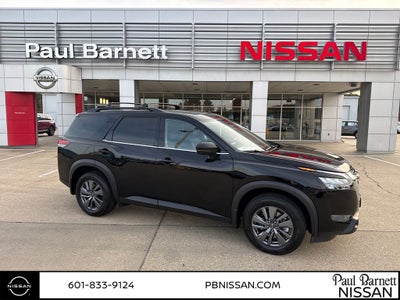 2025 Nissan Pathfinder SV