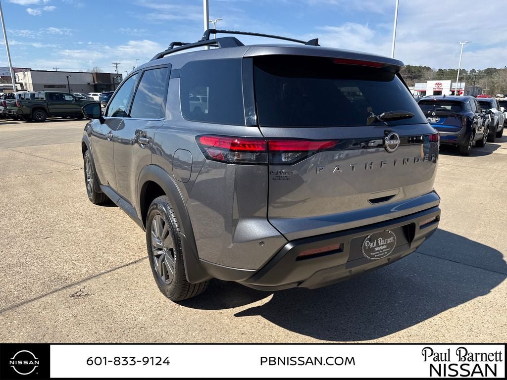 2026 Nissan Pathfinder SV