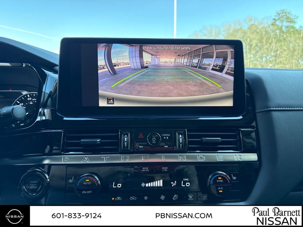 2026 Nissan Pathfinder SV