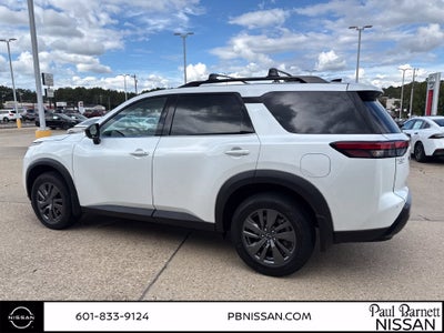 2026 Nissan Pathfinder SV