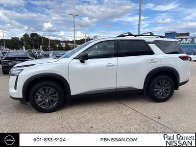 2026 Nissan Pathfinder SV