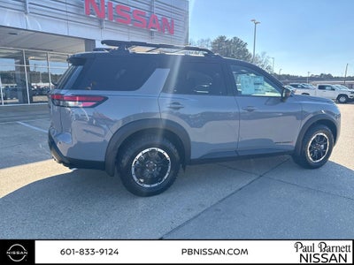 2026 Nissan Pathfinder SV