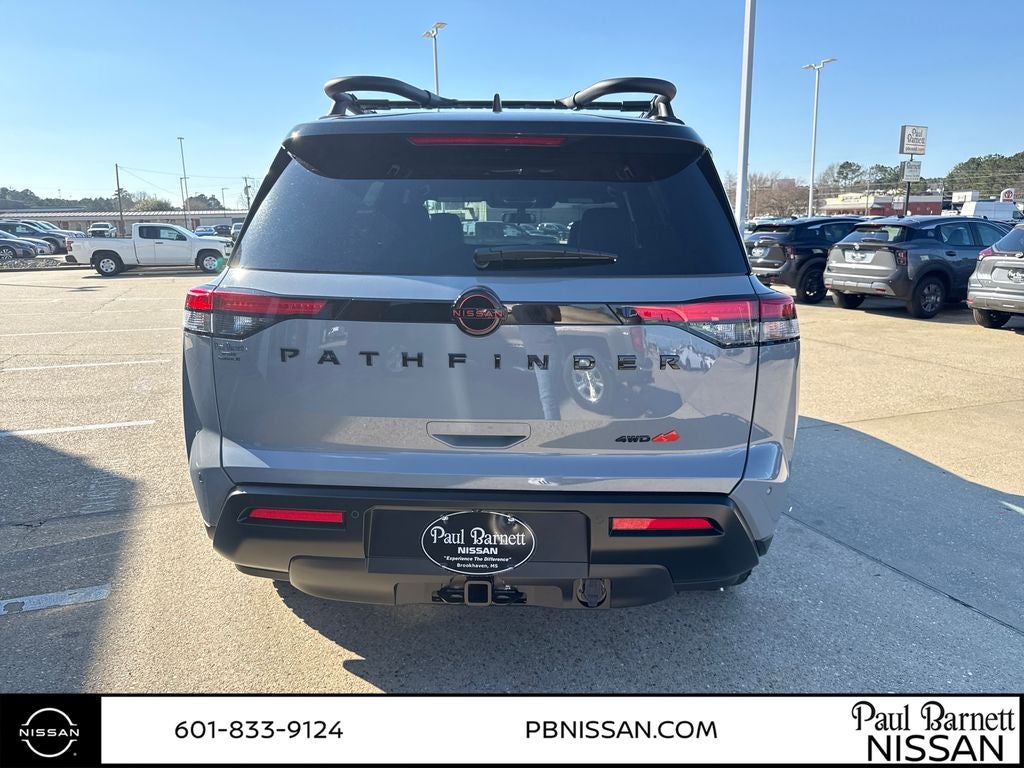 2026 Nissan Pathfinder SV