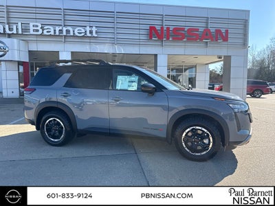 2026 Nissan Pathfinder SV