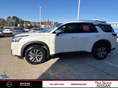 2024 Nissan Pathfinder SL