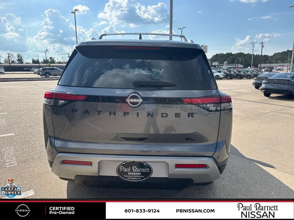 2025 Nissan Pathfinder SL