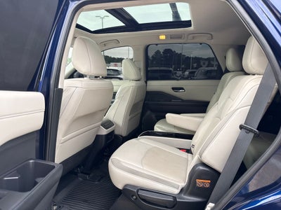 2022 Nissan Pathfinder SL