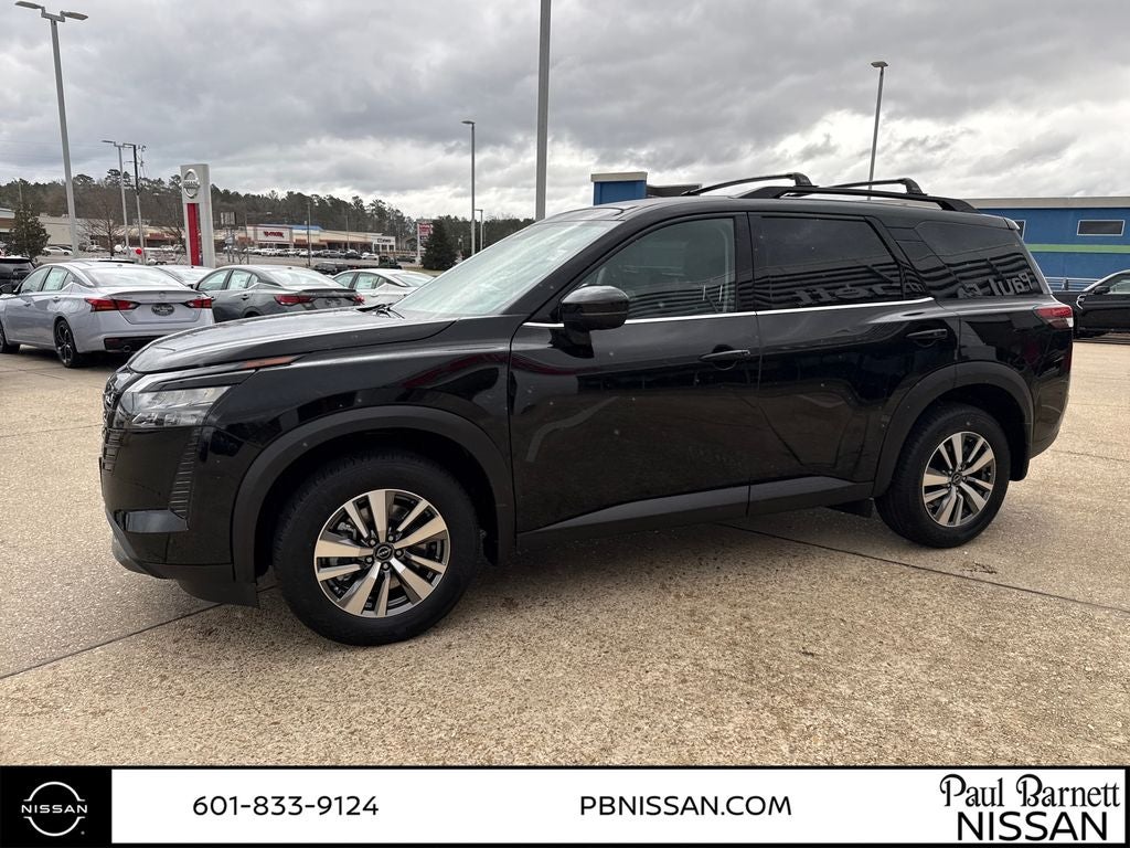 2026 Nissan Pathfinder SL