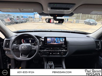 2026 Nissan Pathfinder SL