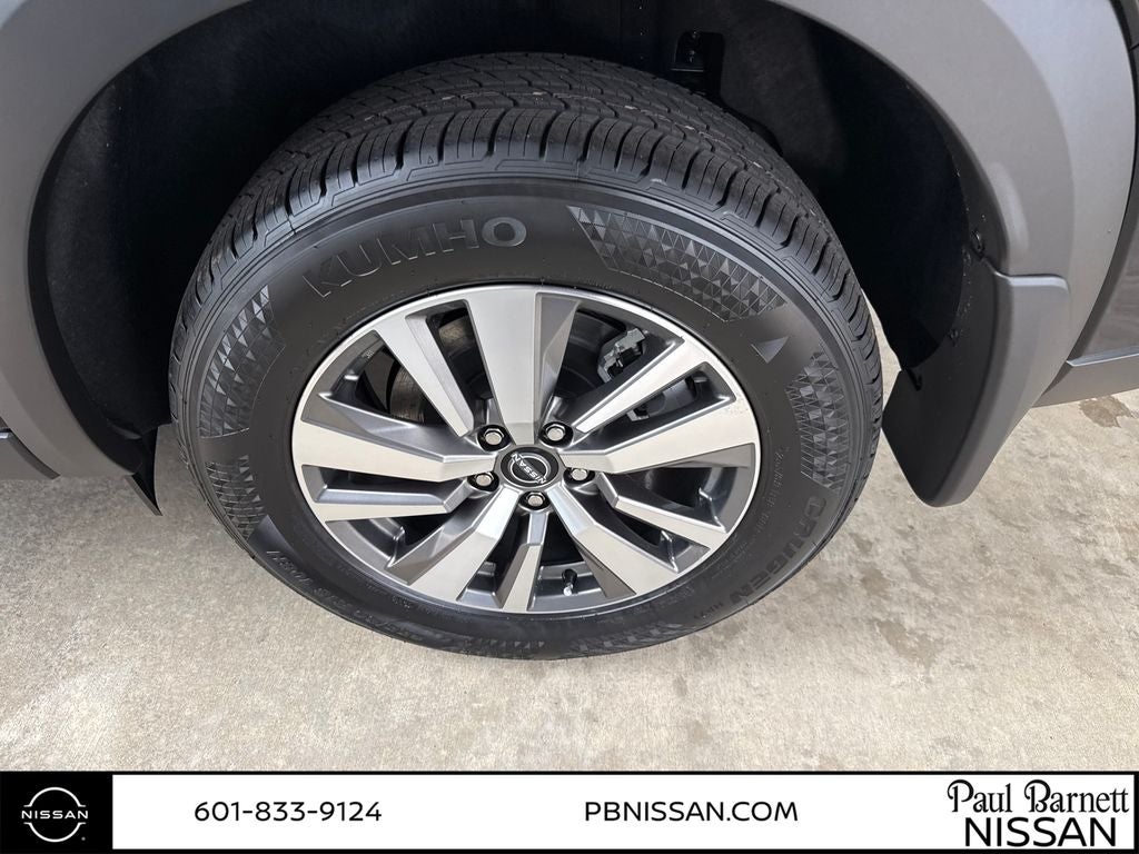 2026 Nissan Pathfinder SL