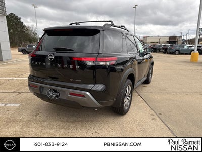 2026 Nissan Pathfinder SL