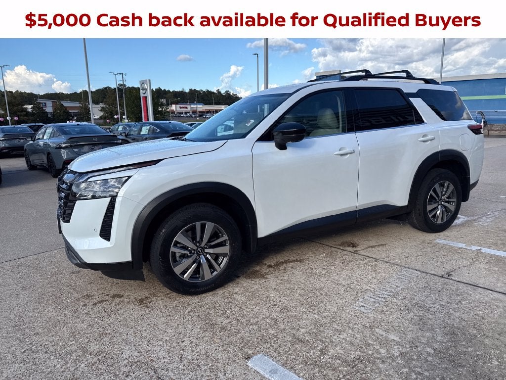 2026 Nissan Pathfinder SL