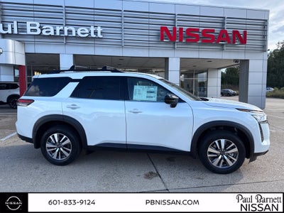 2026 Nissan Pathfinder SL
