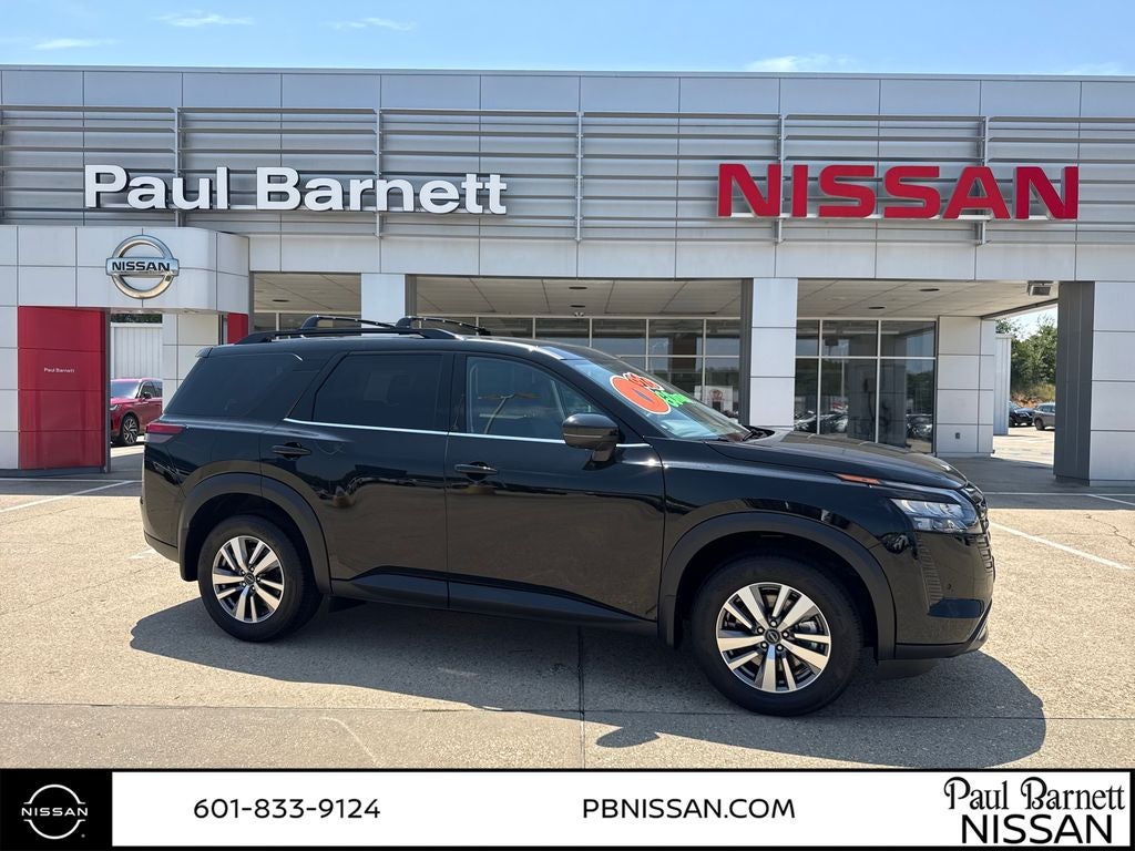 2026 Nissan Pathfinder SL