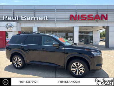 2026 Nissan Pathfinder SL
