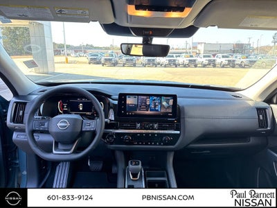 2026 Nissan Pathfinder SL