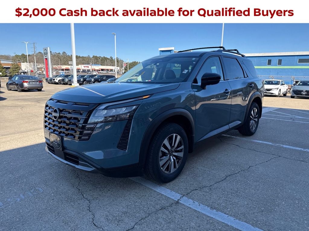 2026 Nissan Pathfinder SL