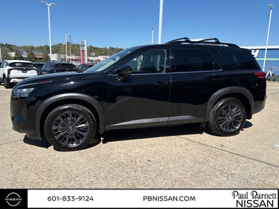2026 Nissan Pathfinder SL