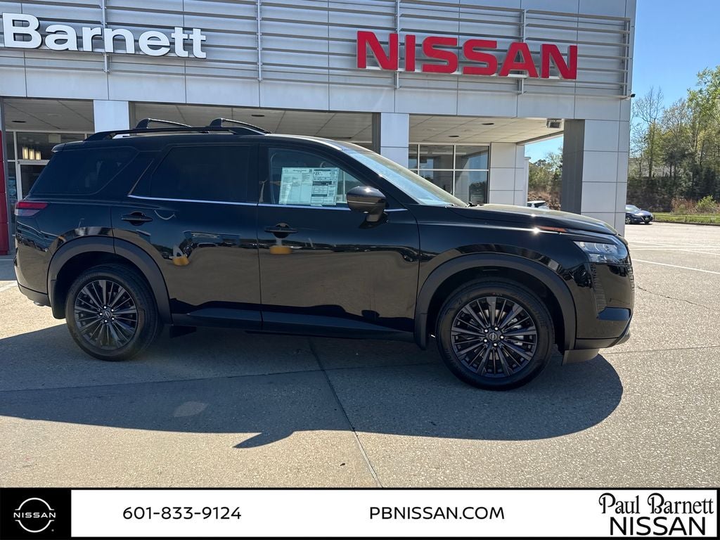 2026 Nissan Pathfinder SL