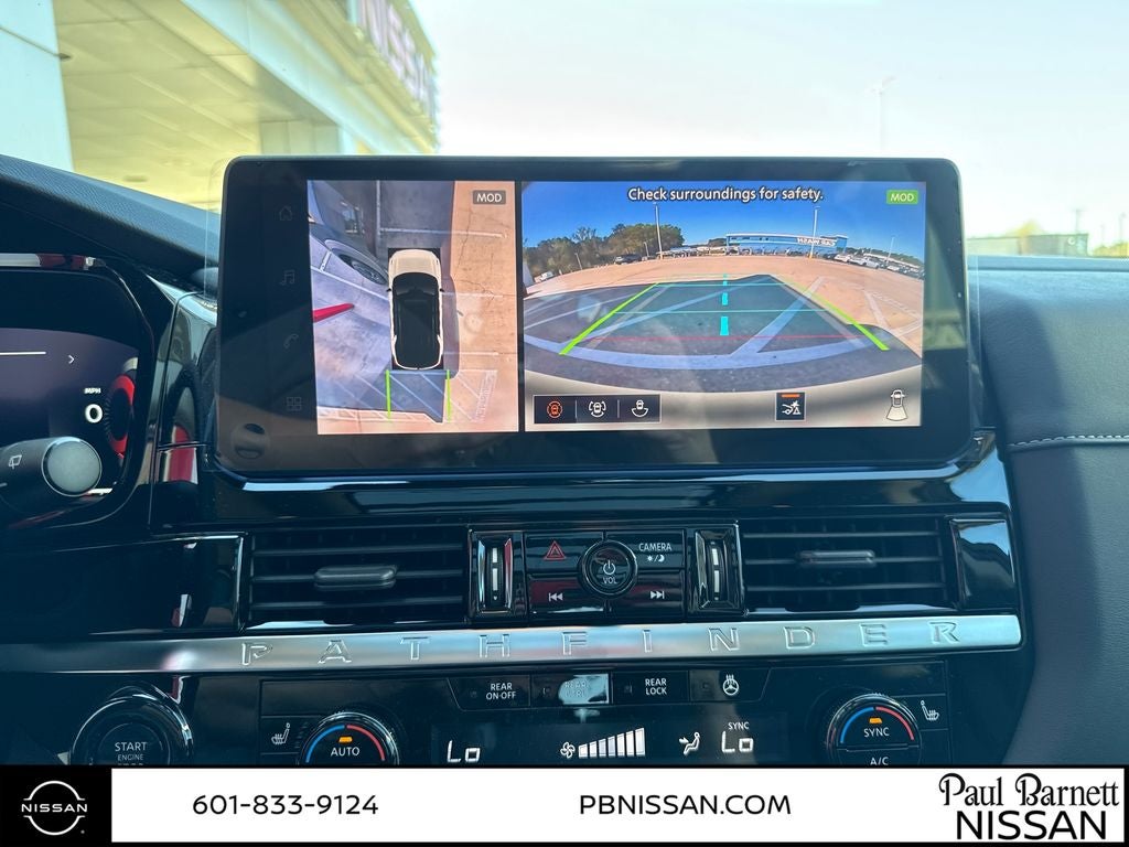 2026 Nissan Pathfinder SL