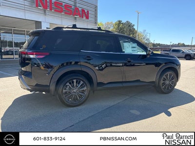 2026 Nissan Pathfinder SL