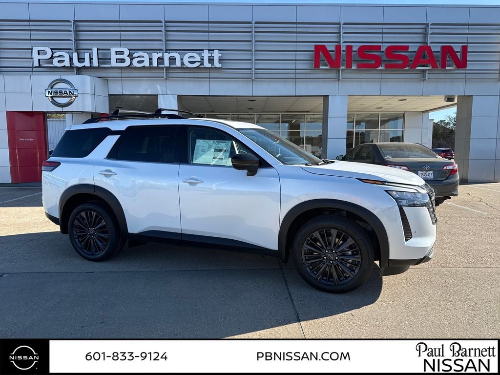 2026 Nissan Pathfinder SL