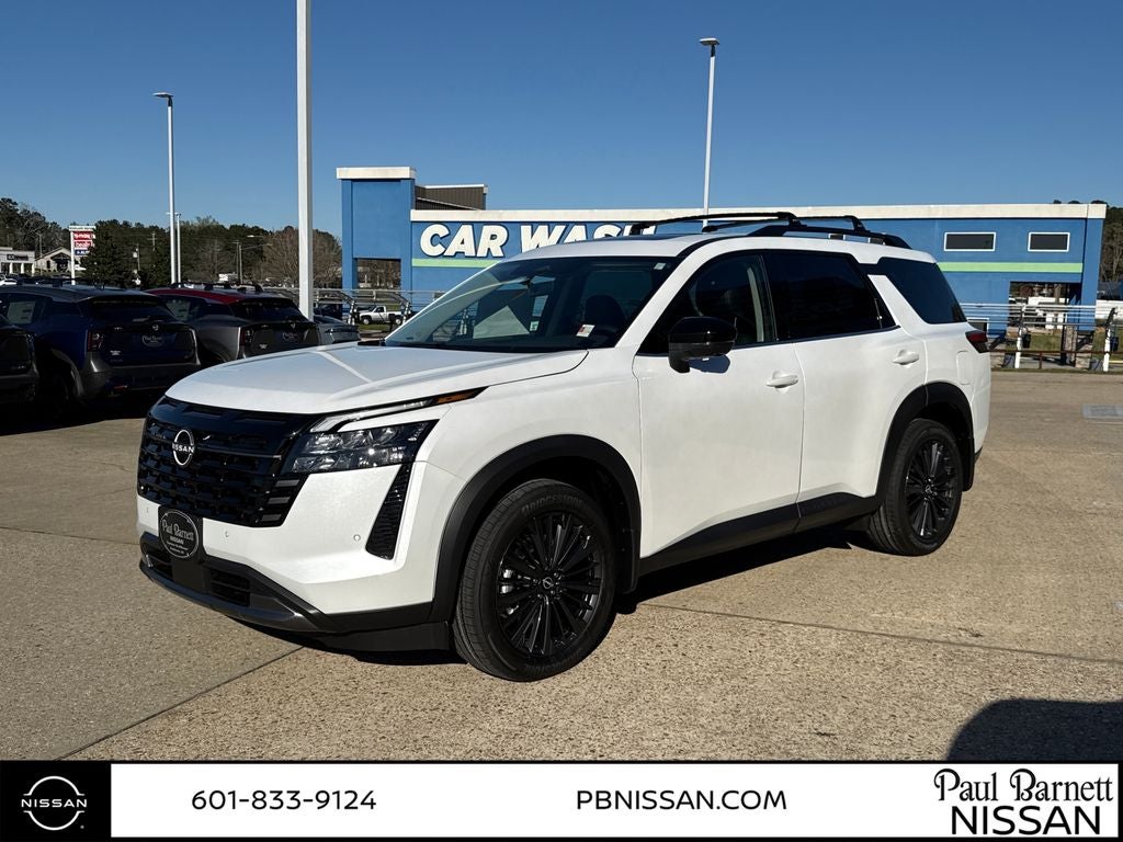 2026 Nissan Pathfinder SL