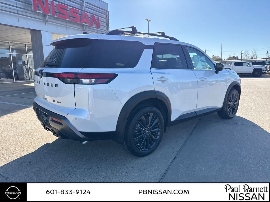 2026 Nissan Pathfinder SL