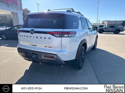 2026 Nissan Pathfinder SL