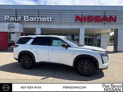 2026 Nissan Pathfinder SL