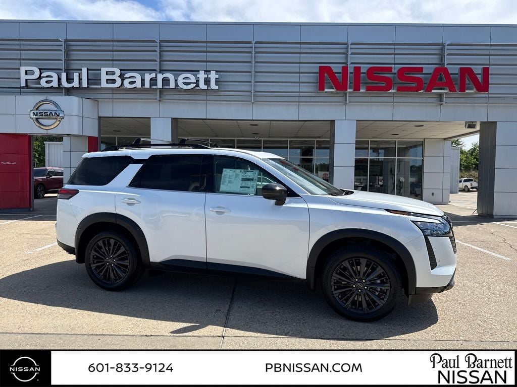 2026 Nissan Pathfinder SL