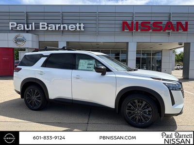 2026 Nissan Pathfinder SL