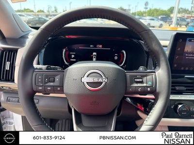 2026 Nissan Pathfinder SL
