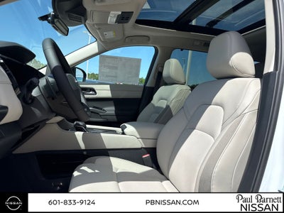 2026 Nissan Pathfinder SL
