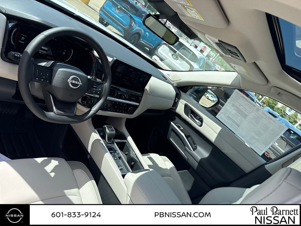 2026 Nissan Pathfinder SL