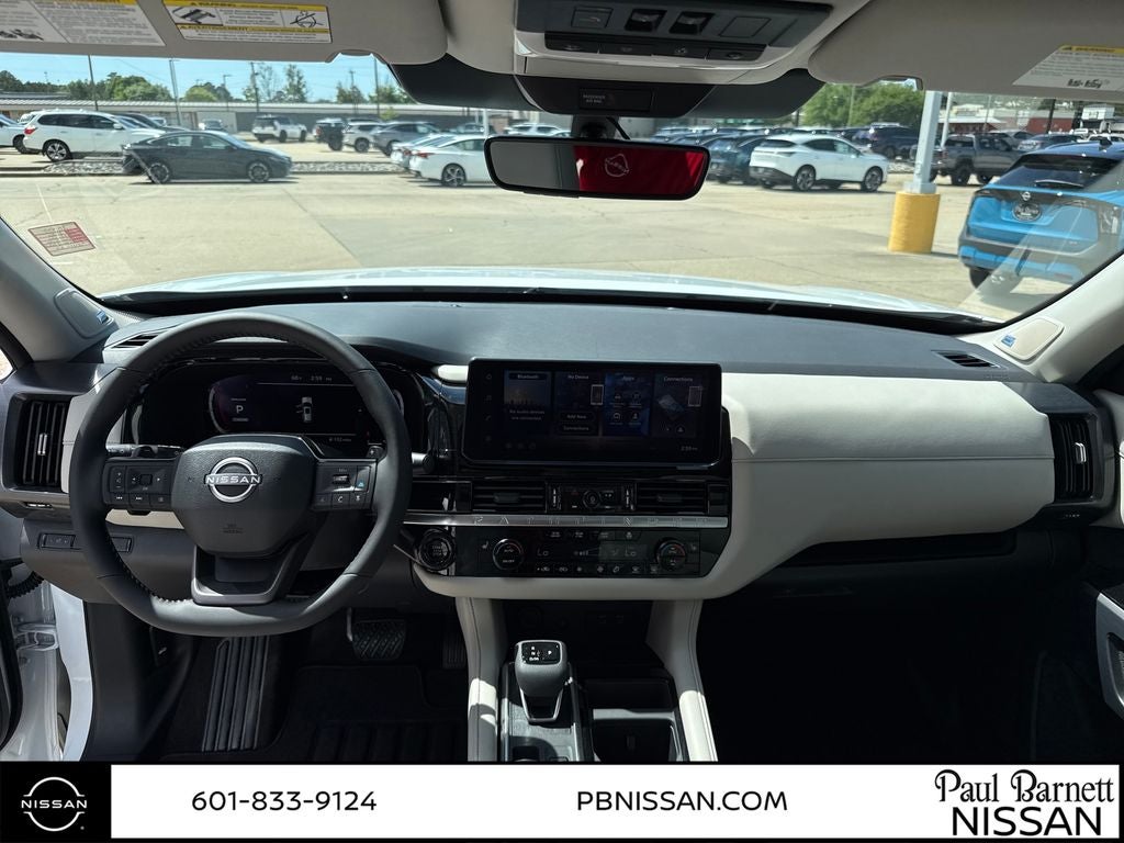 2026 Nissan Pathfinder SL