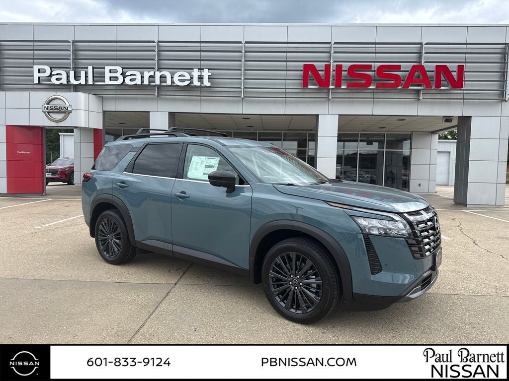 2026 Nissan Pathfinder SL