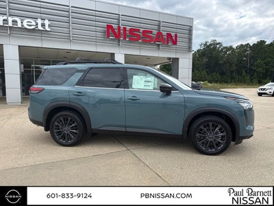 2026 Nissan Pathfinder SL