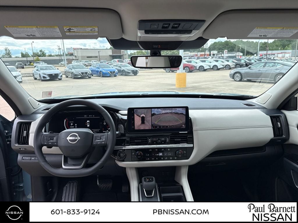 2026 Nissan Pathfinder SL